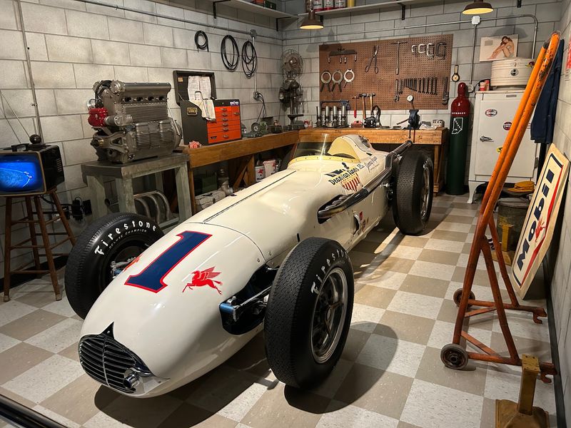 Seven Garages Turn Back The Clock On Racing