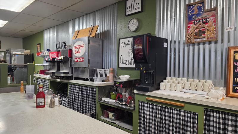 The Cafe’s Opening Time Is Not The Roll’s Ready Time