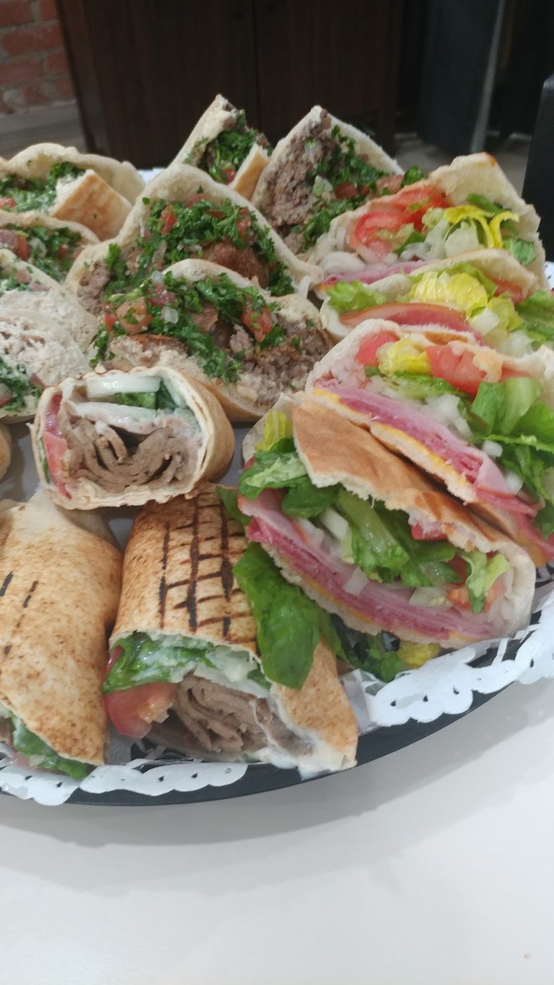 Noura Cafe - Lakewood University Blvd W