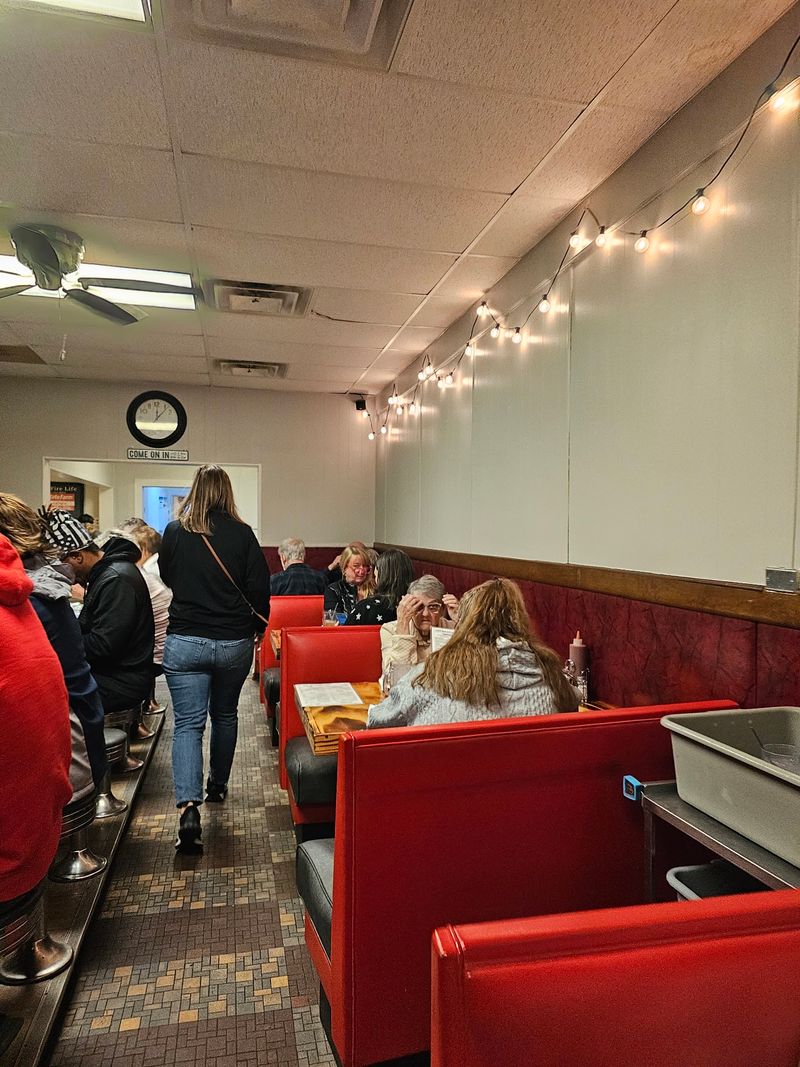 Neighbors Cafe