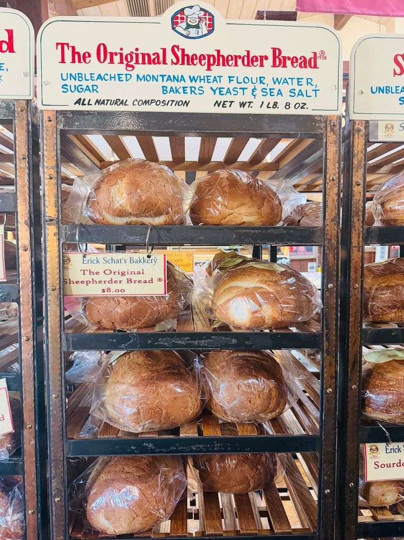 The Famous Sheepherder Loaf