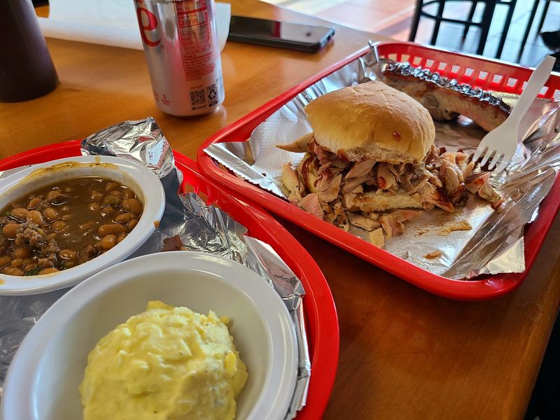 Willie Ray's Q Shack, Cedar Rapids
