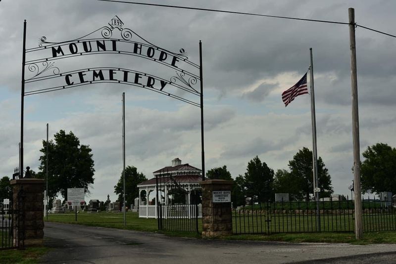 Mount Hope Cemetery