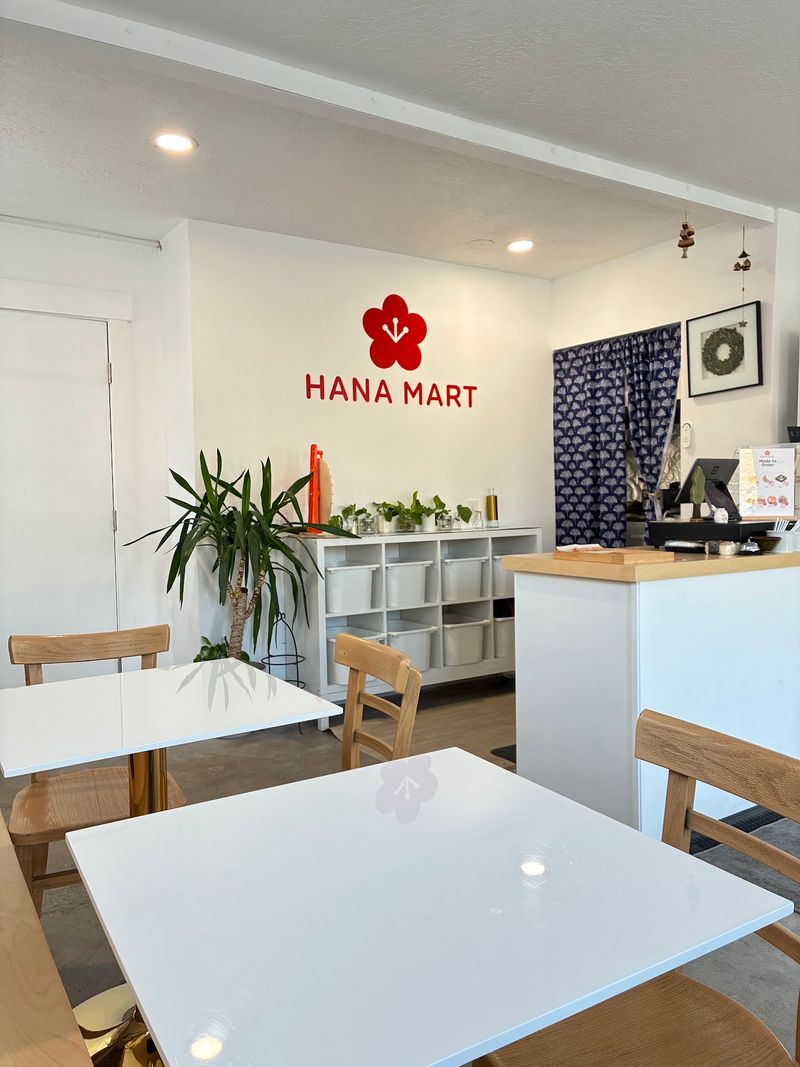 Curry And Udon Broaden The Hana Mart Menu