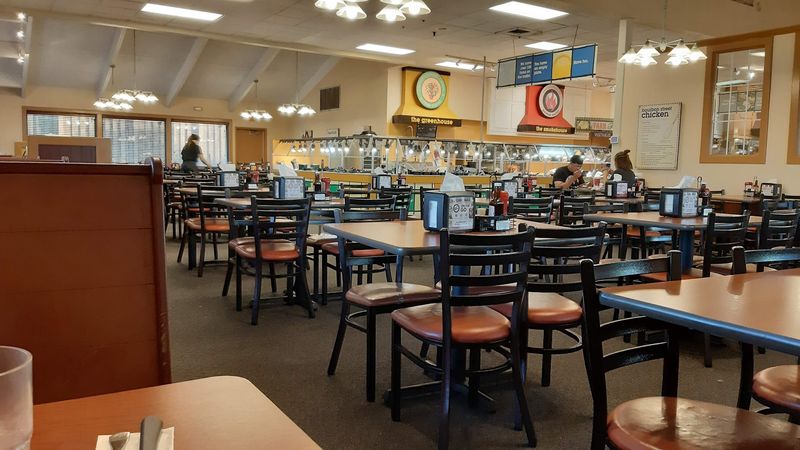 Golden Corral Buffet and Grill, Topeka