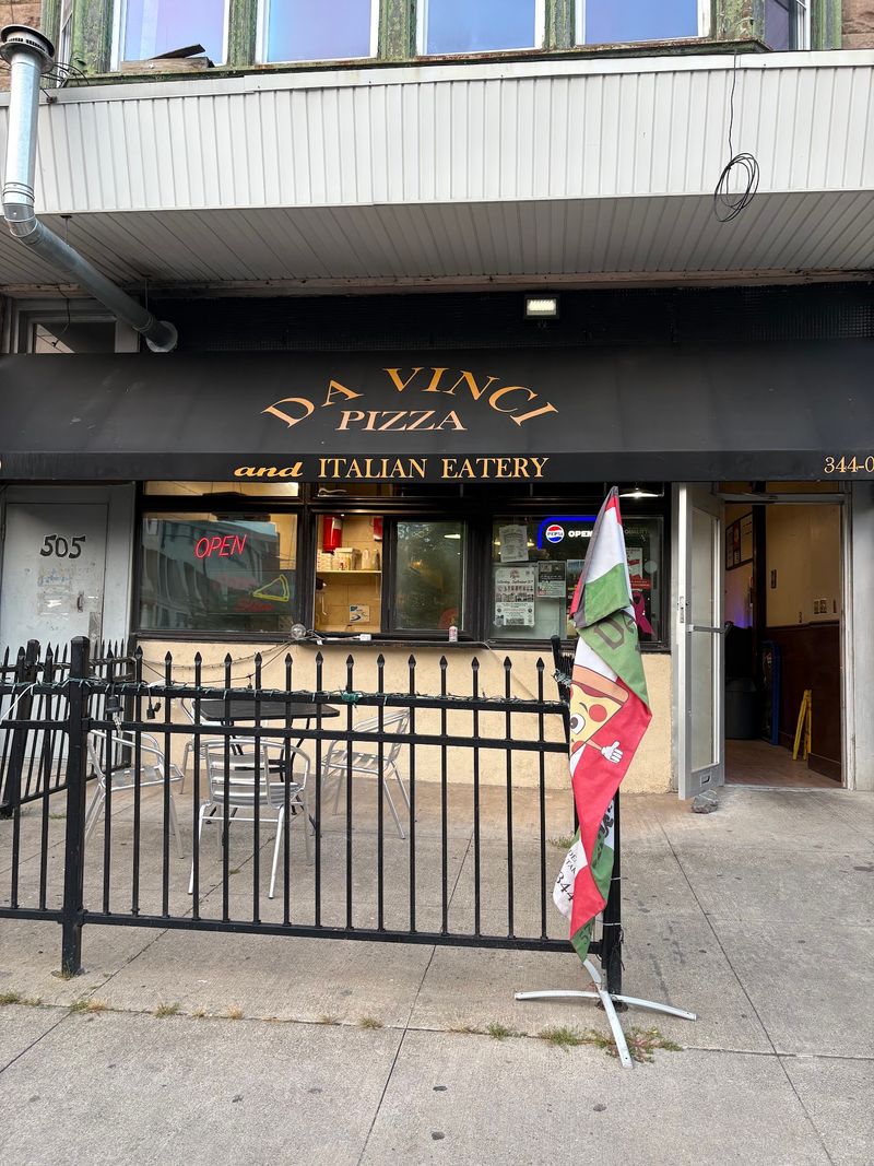 DaVinci Pizza on the Square