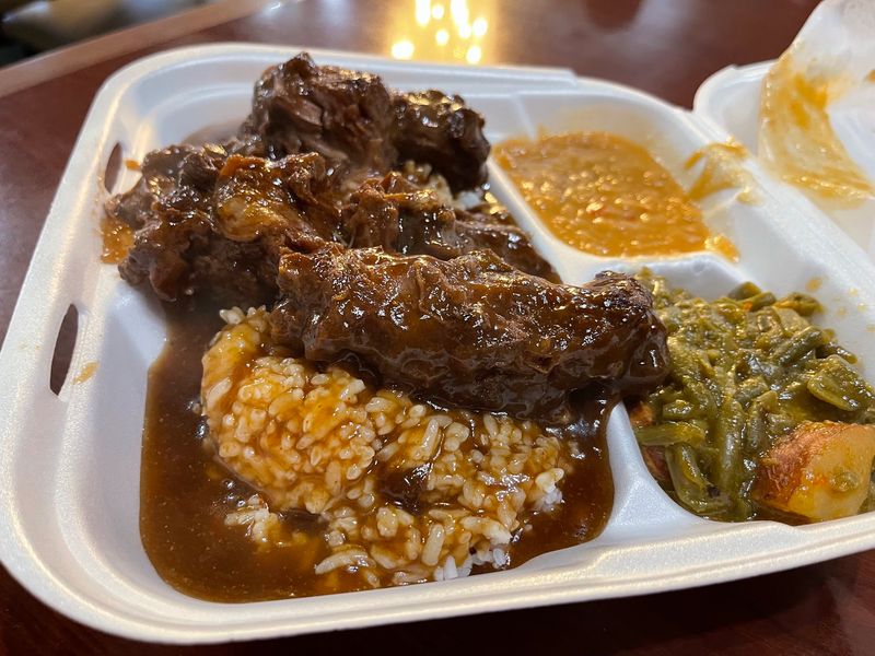 Laura's 2 Soul Food Makes Gravy Matter