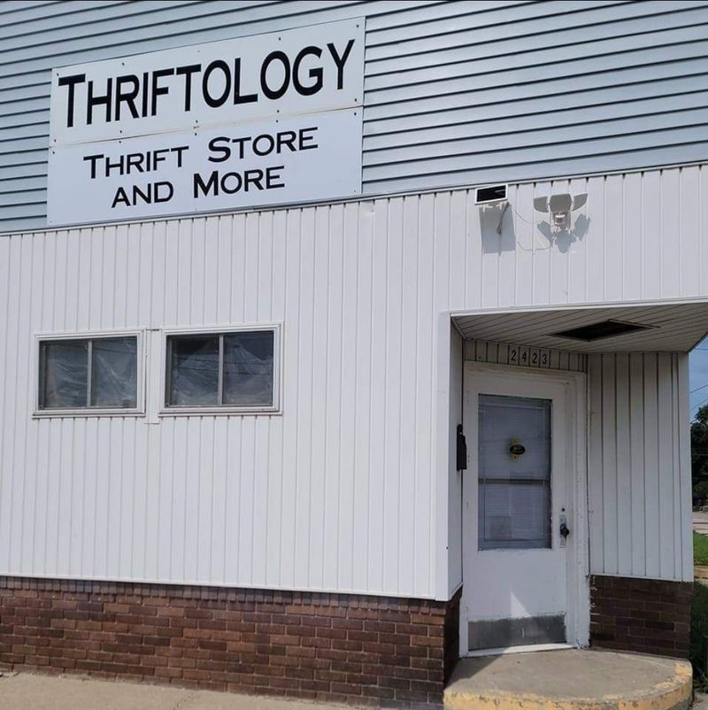 Thriftology Thrift Store, Sioux City
