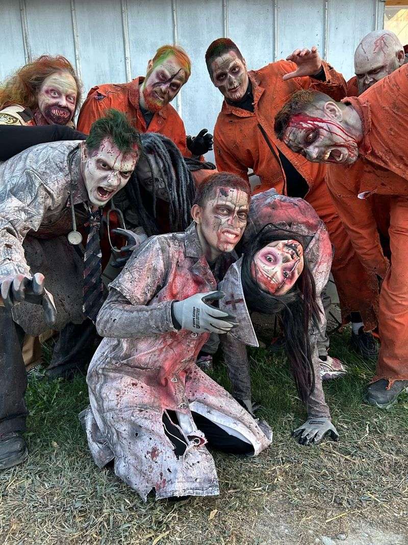 Zombies Took Over The Prison And Nobody Called For Backup