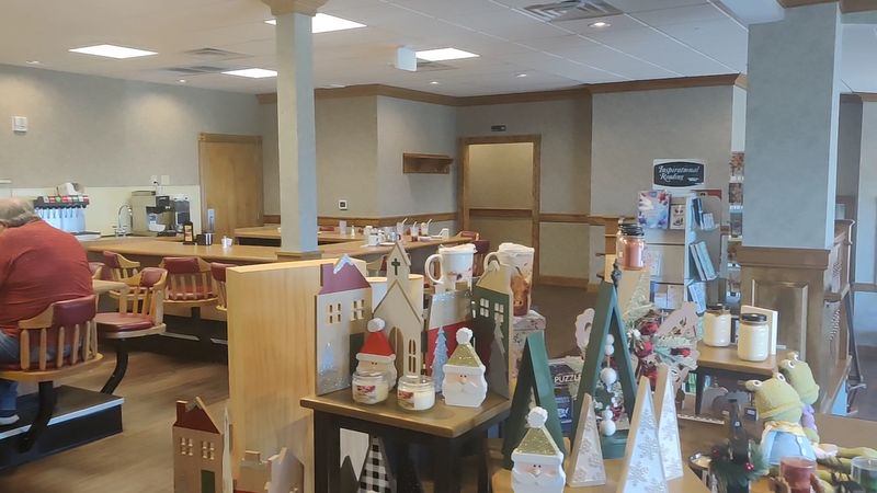 Friendly Servers, Easy Comfort, and a Little Gift Shop