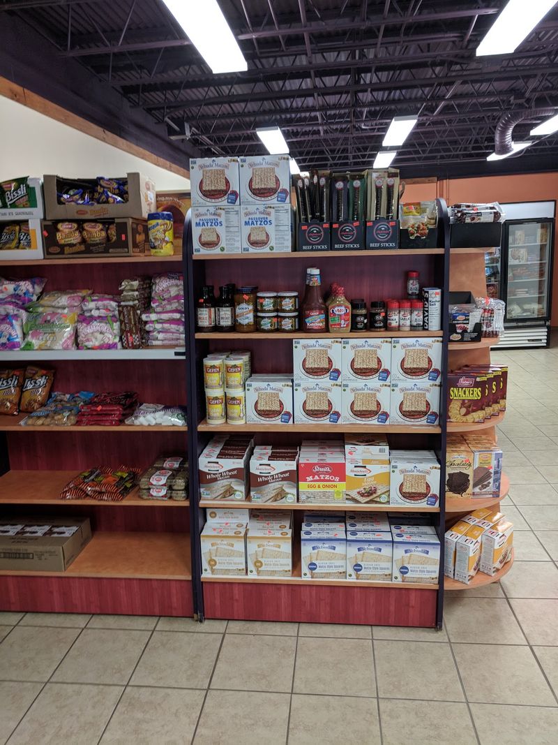 A Kosher Grocery In The Middle Of Iowa