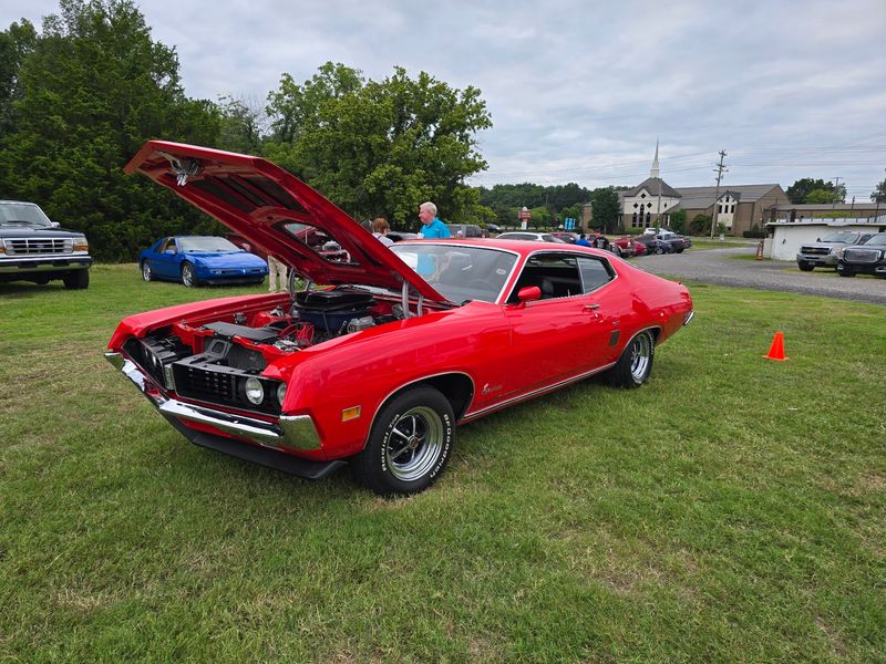 Saturday Summer Cruise-Ins Put Classic Cars Back In The Lot