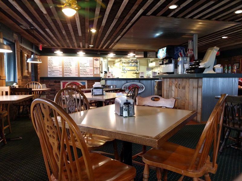 Bett & Bev's BBQ, Jefferson