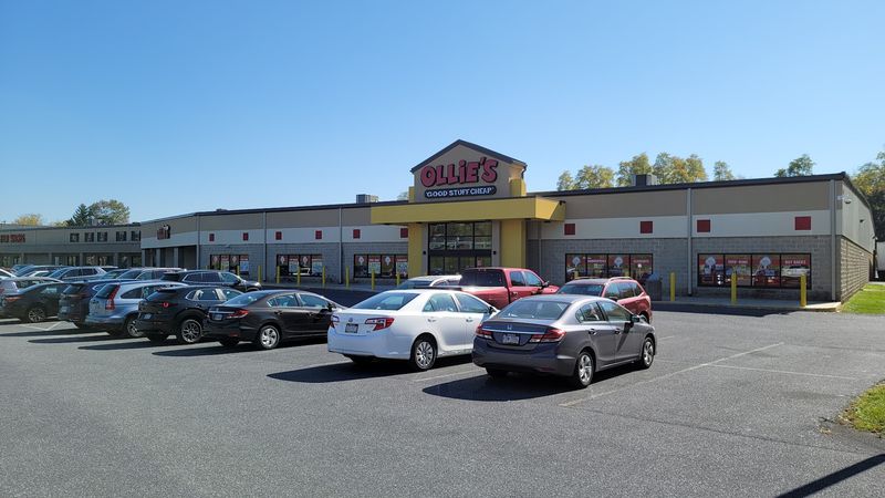Hours, Parking, and a Smart Shopping Plan