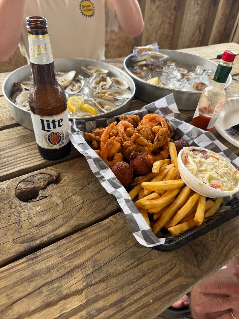 Pop's Raw Bar & Grill, Buxton, NC