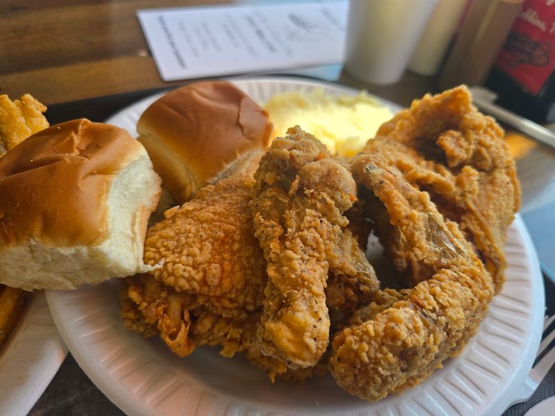Carolina Fried Chicken and House of Pizza, Robbins, NC