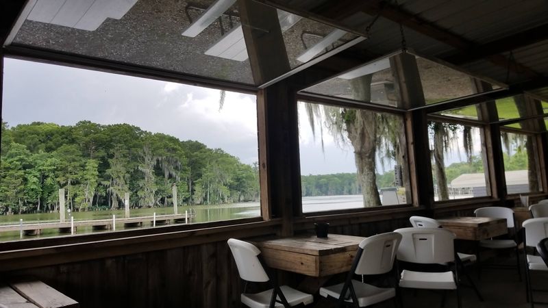 Gros’ Marina Restaurant