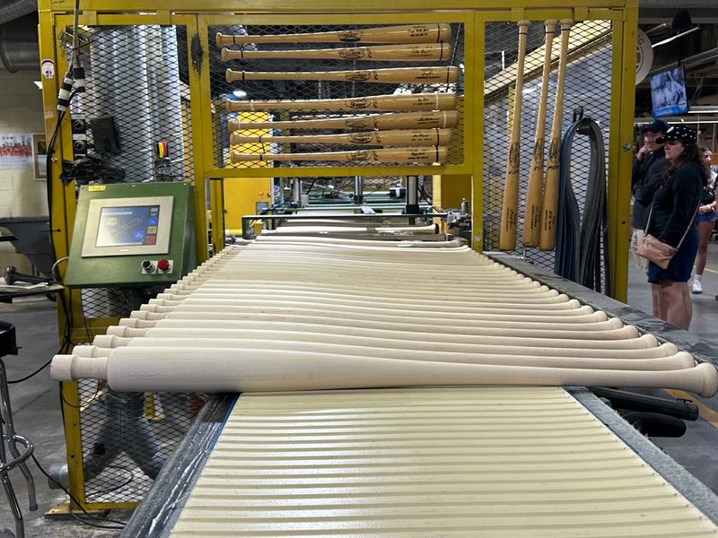 Watch Real Bats Get Made On Every Single Factory Tour