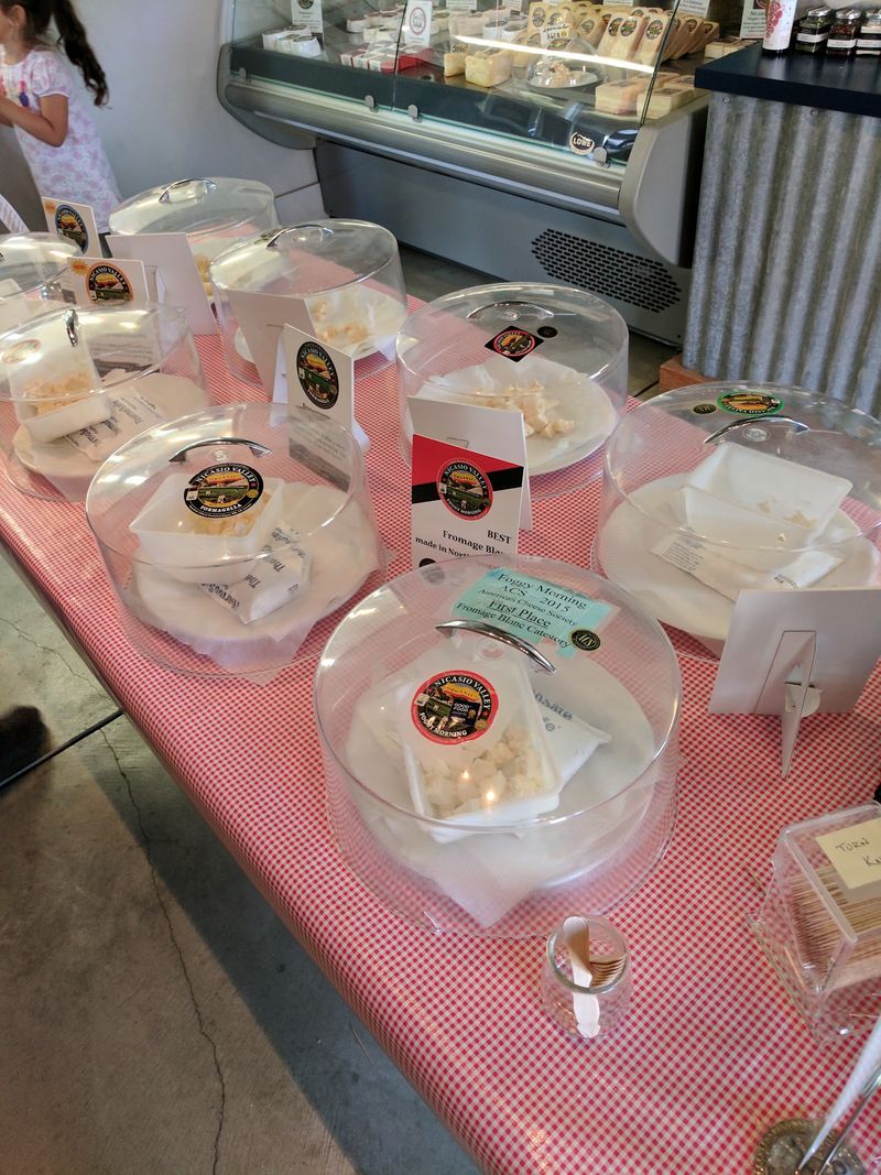 Samples at the Little Counter