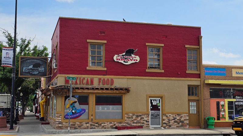 El Toro Bravo Restaurant