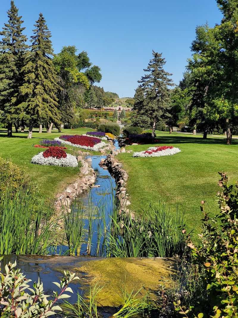 Trade The Flower Beds For Trails And Lakes
