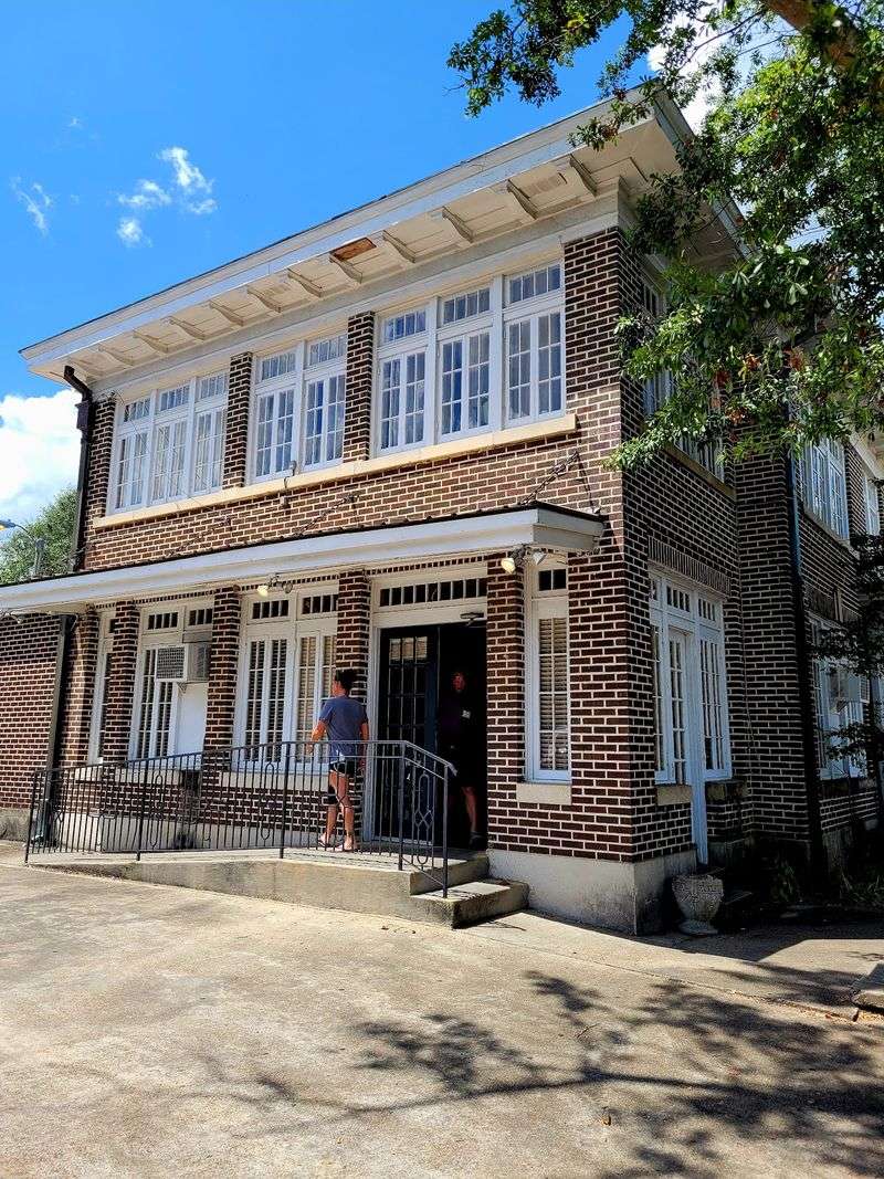 A 1920s Brick House With 1,451 Windowpanes