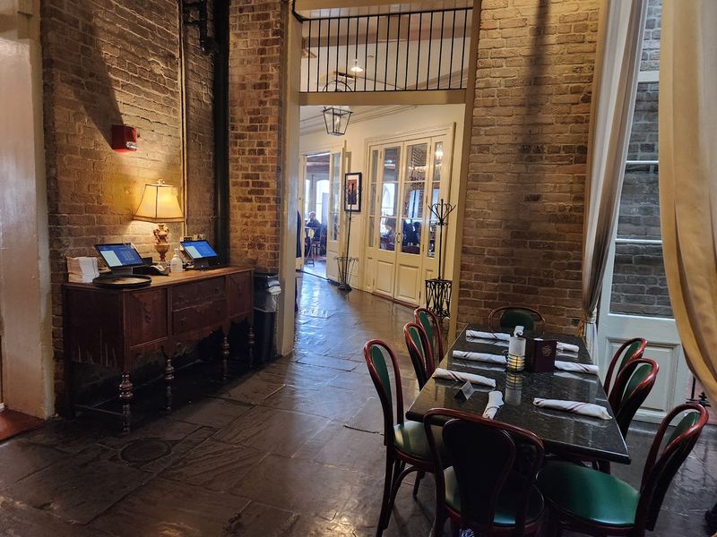 Weekend Jazz Brunch With A Live Trio
