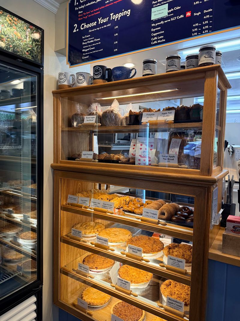 Liz Smothers Turned Her Homemade Pie Recipes Into A Family Business