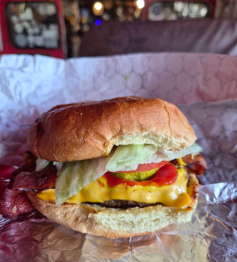 Burger Fans And Veggie Lovers Won't Feel Left Out