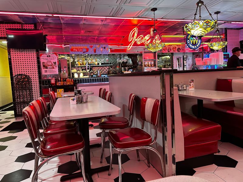 Joe's New York Diner, Tampa, FL