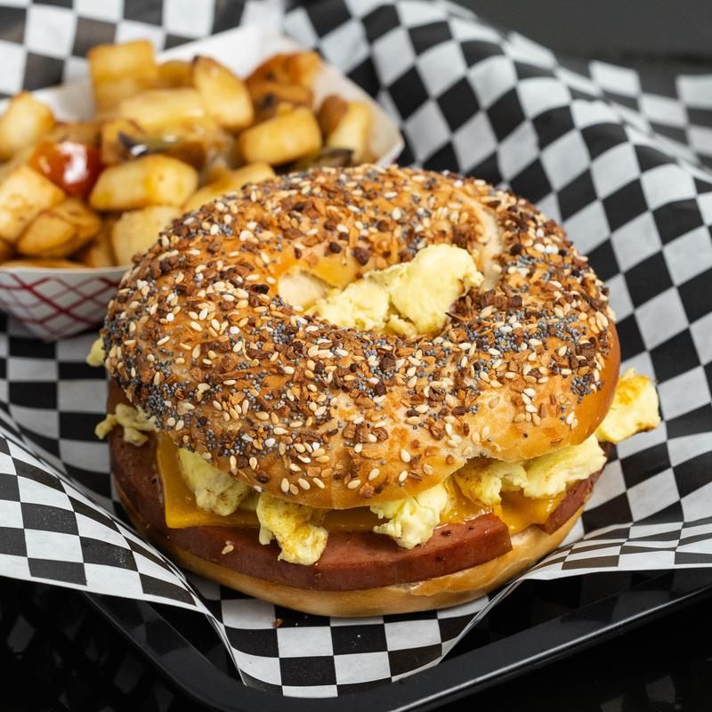 Morning People Get A Pastrami Bagel Worth Setting An Alarm For