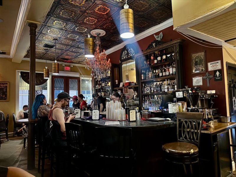 New Orleans Vampire Café