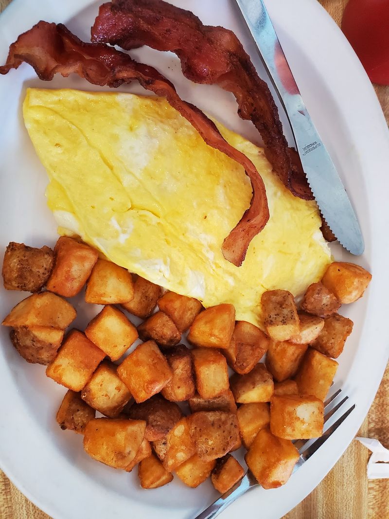 Breakfast Starts Early But Saturday Has A Shorter Window