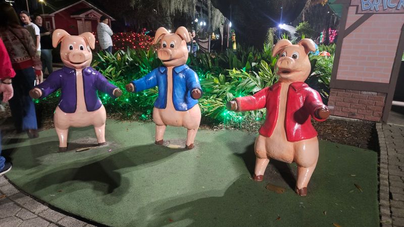 Local Characters Have Their Own Glow