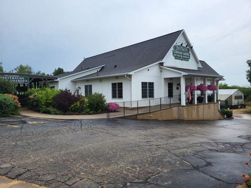 Breitbach's Country Dining, Sherrill