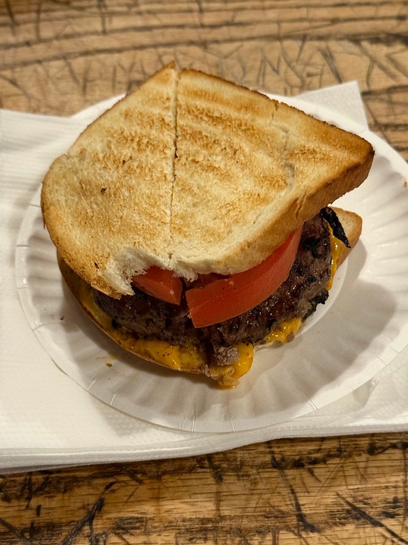 A Hurried Customer Inspired The Famous Burger Creation In 1900