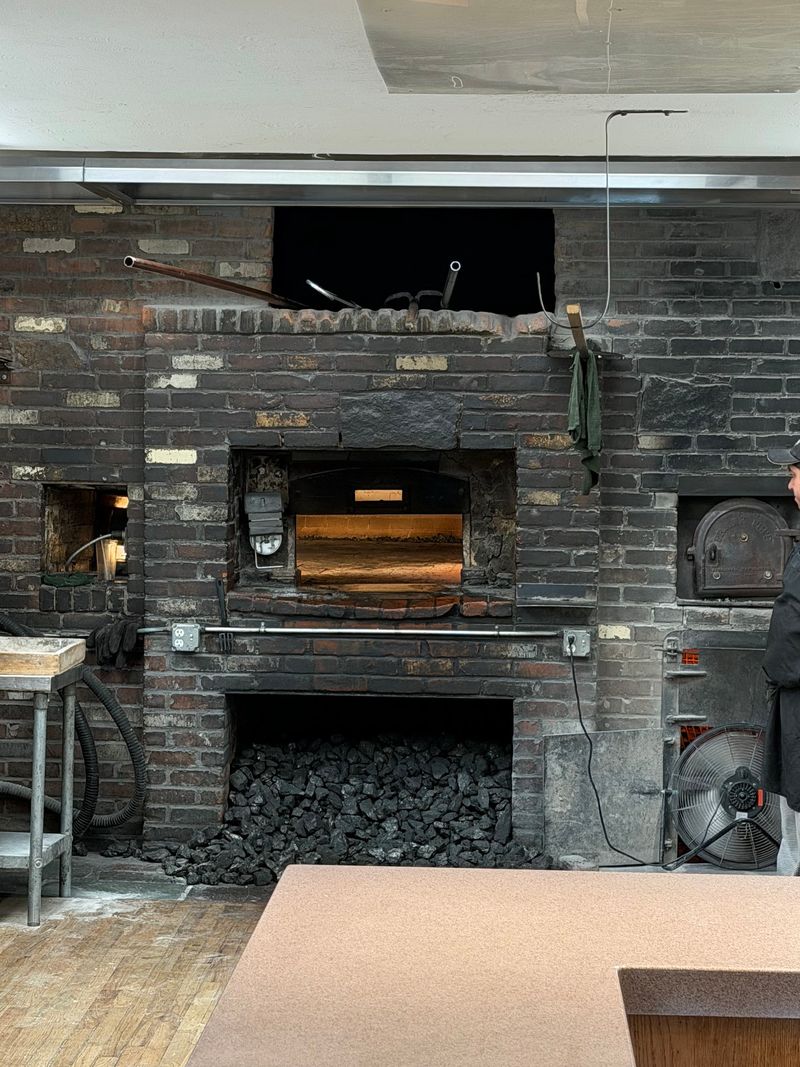 The Original 1925 Oven Still Works At The Spot