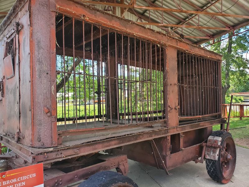 Watch Old Wagons Get A Second Life Right In Front Of You