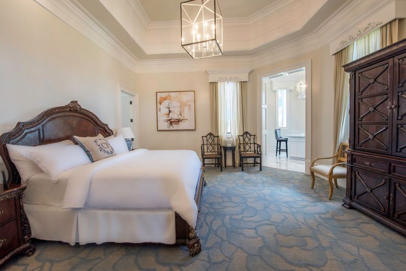 Sleep Inside The Walls Like Royalty Who Booked Online