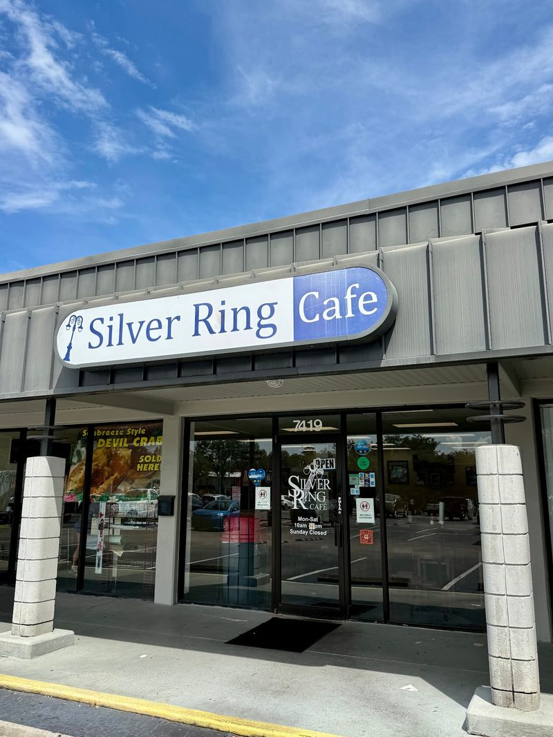 A Roadside Sandwich Shop on US-301