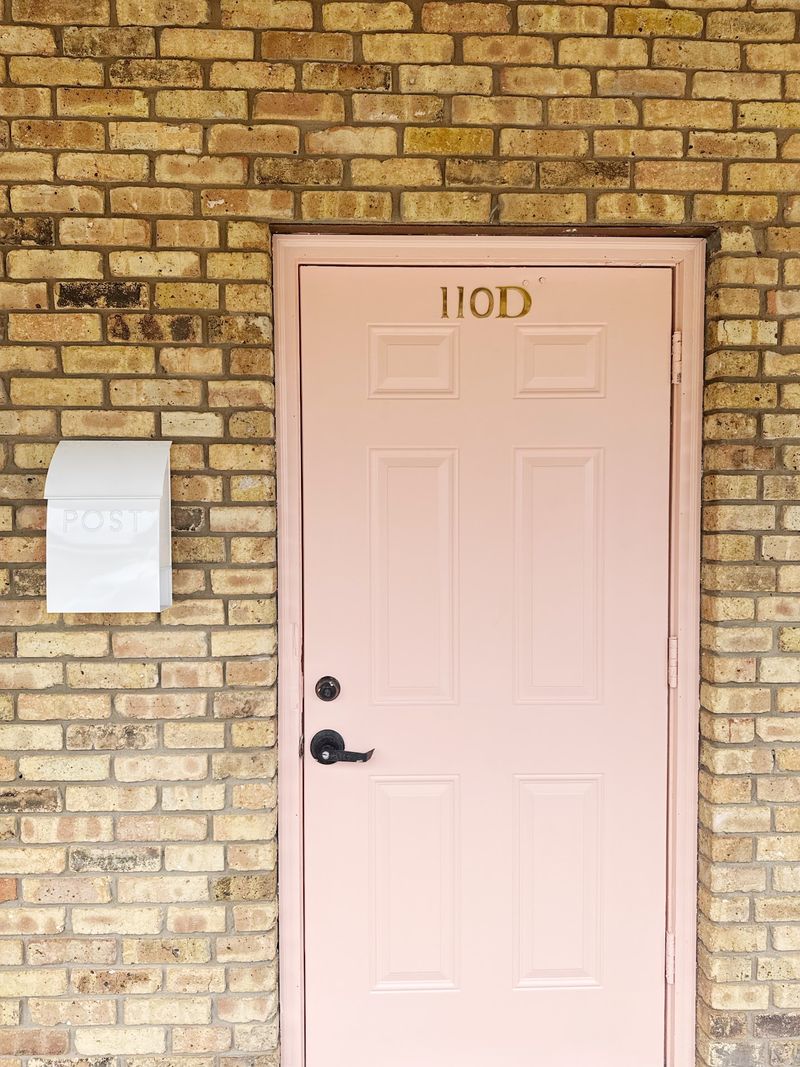 A Small Storefront On Rena Drive