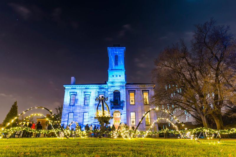 Two Million Lights Turn A Historic Garden Into Pure Holiday Magic