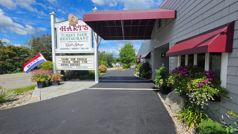 This Farm Restaurant Has Been A New Hampshire Dining Tradition Since 1954