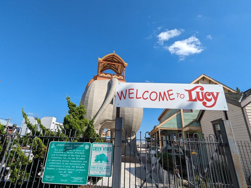 Meet The Oldest Roadside Attraction Still Standing In America