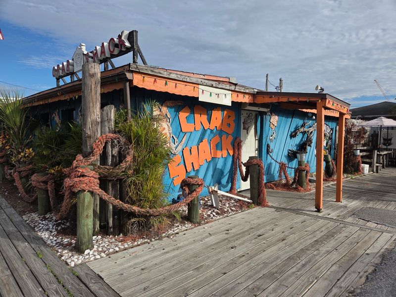 A Blue Shanty on Gandy Boulevard