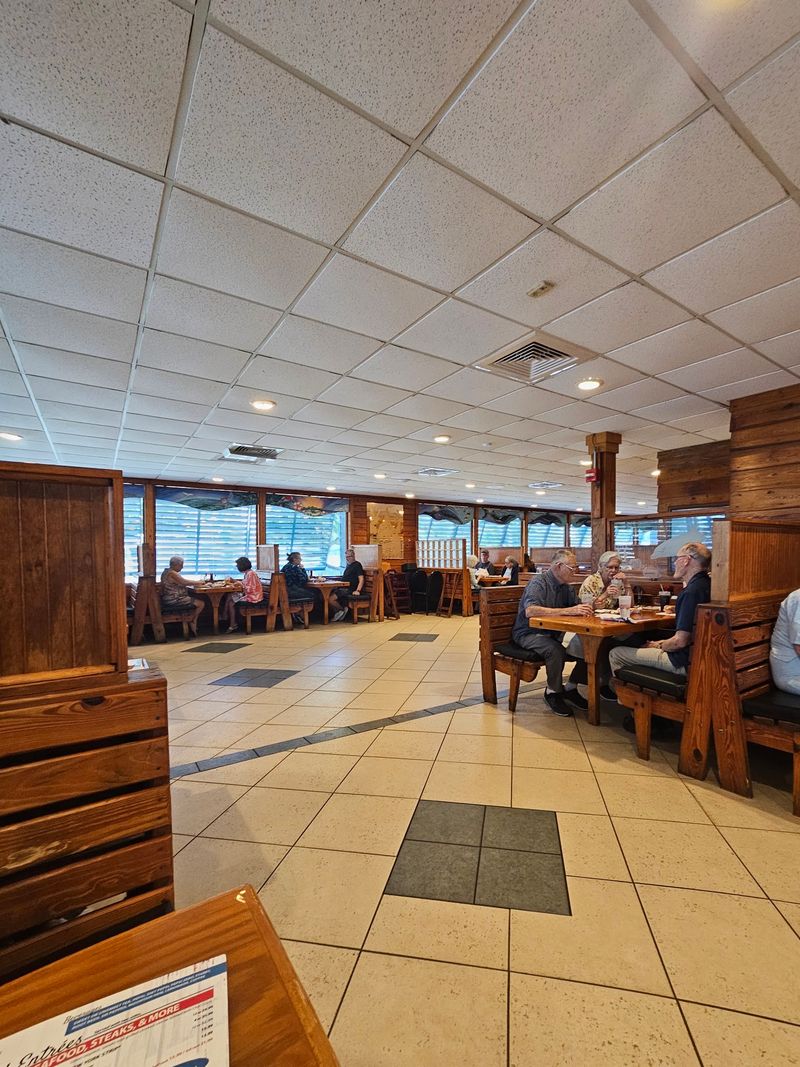 A Space Coast Seafood Landmark on Garden Street