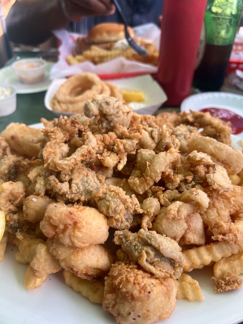Casual Clam Seafood Bar & Grill, St. Petersburg, FL