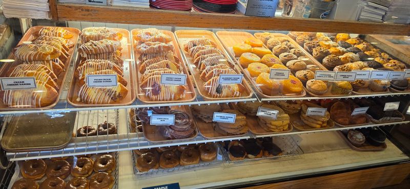 Donut Hole Bakery and Cafe, Destin, FL