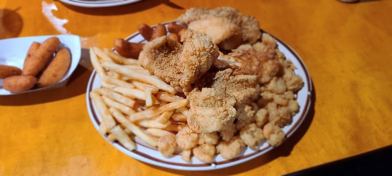 Riverside Fish House, Dallas, NC