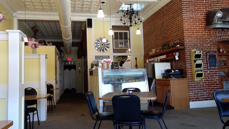 Yeya's Scratch Kitchen, Tabor